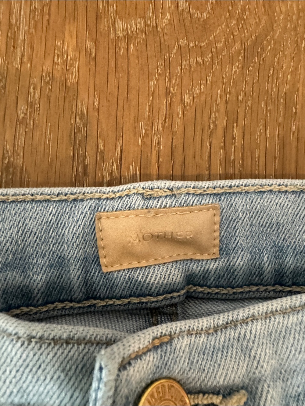 MOTHER The Mid Rise Dazzler Crop Fray - Light Blue Cropped Frayed Hem Jeans - Picture 5 of 7